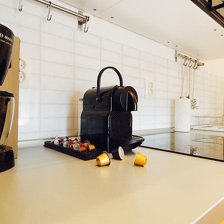 Hello Downtown Apartment - Broadway Будапеща Екстериор снимка