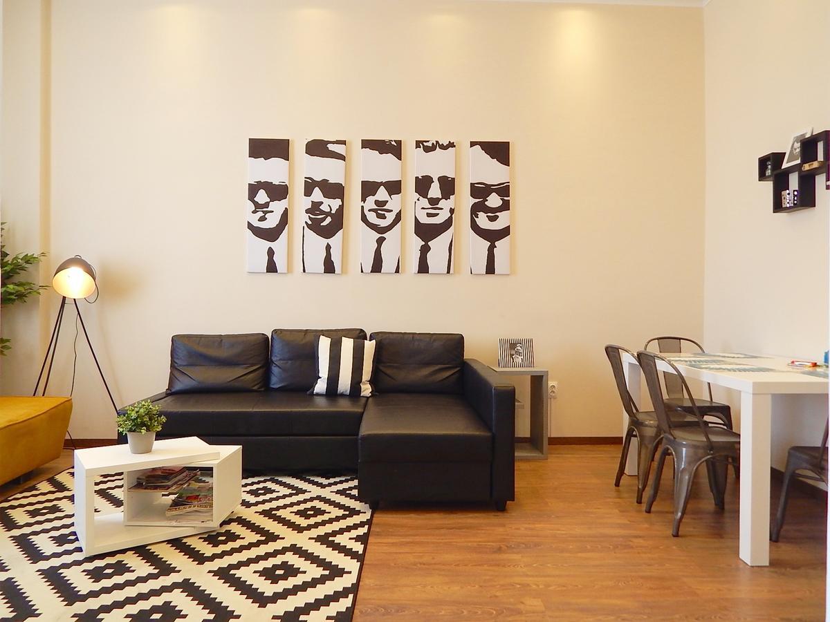 Hello Downtown Apartment - Broadway Будапеща Екстериор снимка