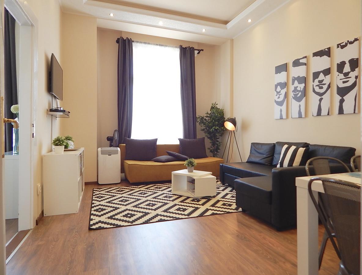 Hello Downtown Apartment - Broadway Будапеща Екстериор снимка